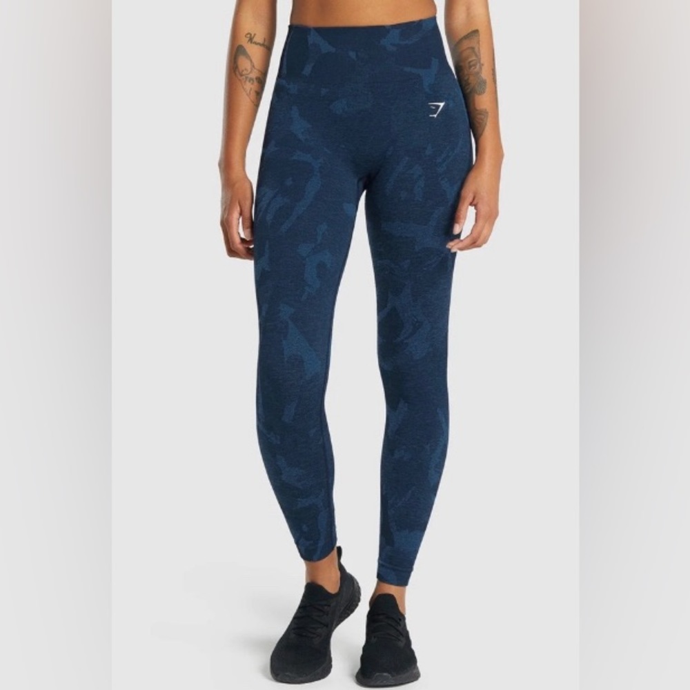 NWT GYMSHARK Women’s Blue Camo Adapt Leggings. Size XXL.